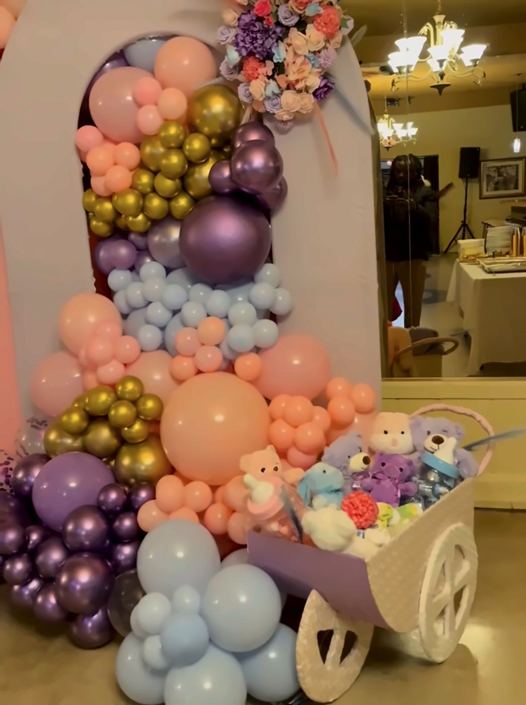 Arche gender reveal rose, bleu et or